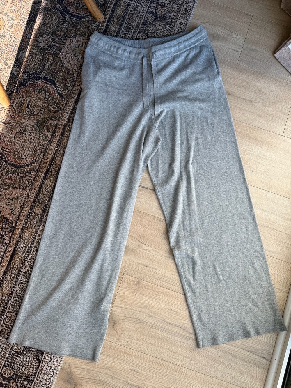 Melanie Lyne Lounge pants size M